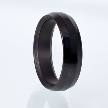 Schwarzer Keramikring – Breiter eckiger Ring, modern und kratzfest
